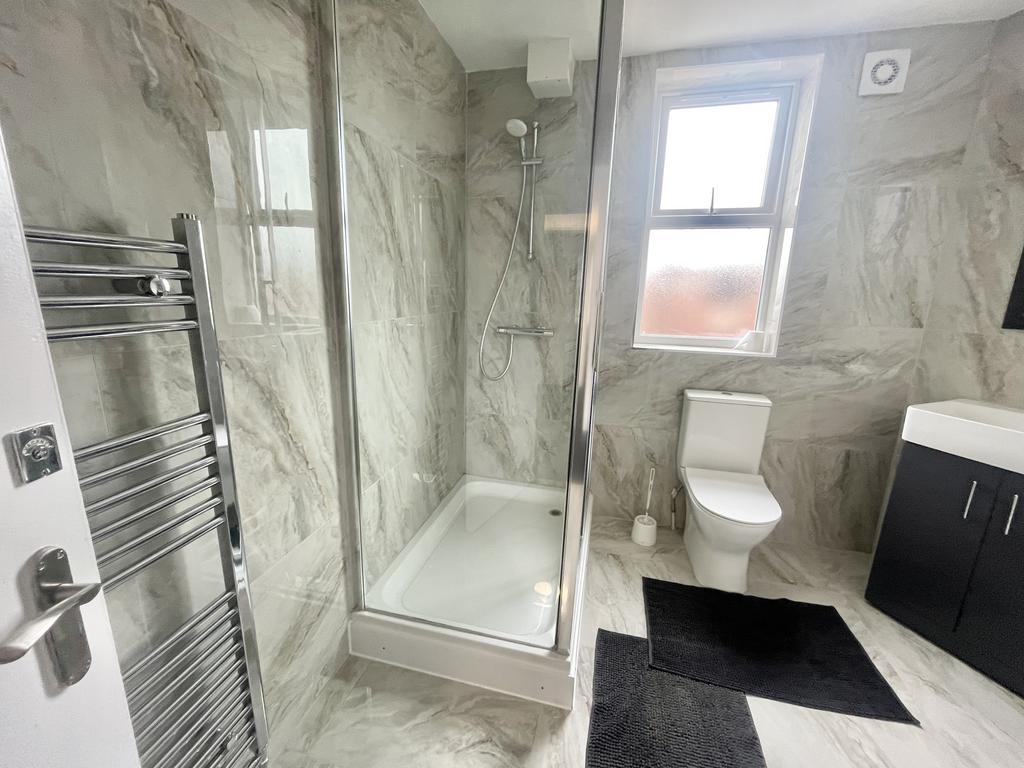 Apartment in Sheffield - More