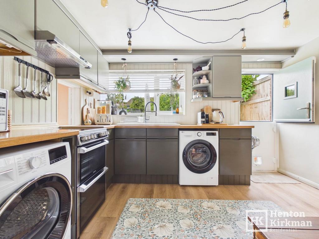 House in Basildon, Great Burstead and South Green - View 5