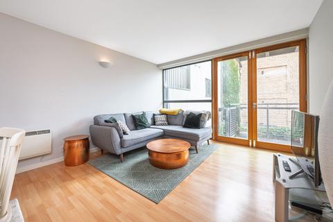 2 bedroom flat for sale, Kilburn High Road, Kilburn, London, NW6
