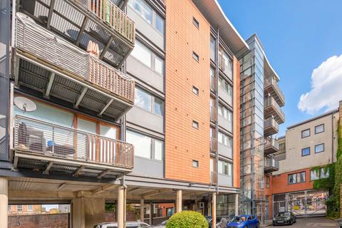 2 bedroom flat for sale, Kilburn High Road, Kilburn, London, NW6