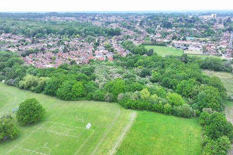undefined, Brookfield Avenue, Farnham, GU9