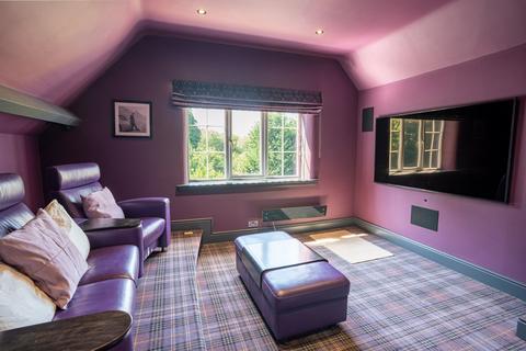7 bedroom detached house for sale, Comberton Road, Kidderminster, DY10 4AA