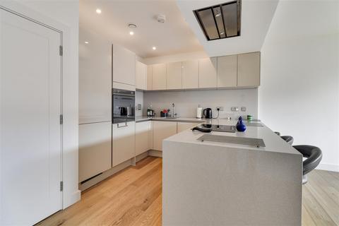 2 bedroom flat for sale, Nine Wells Road, Cambridge CB2