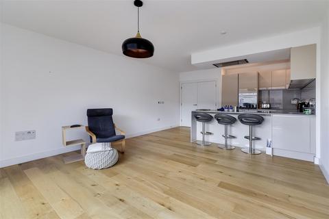 2 bedroom flat for sale, Nine Wells Road, Cambridge CB2