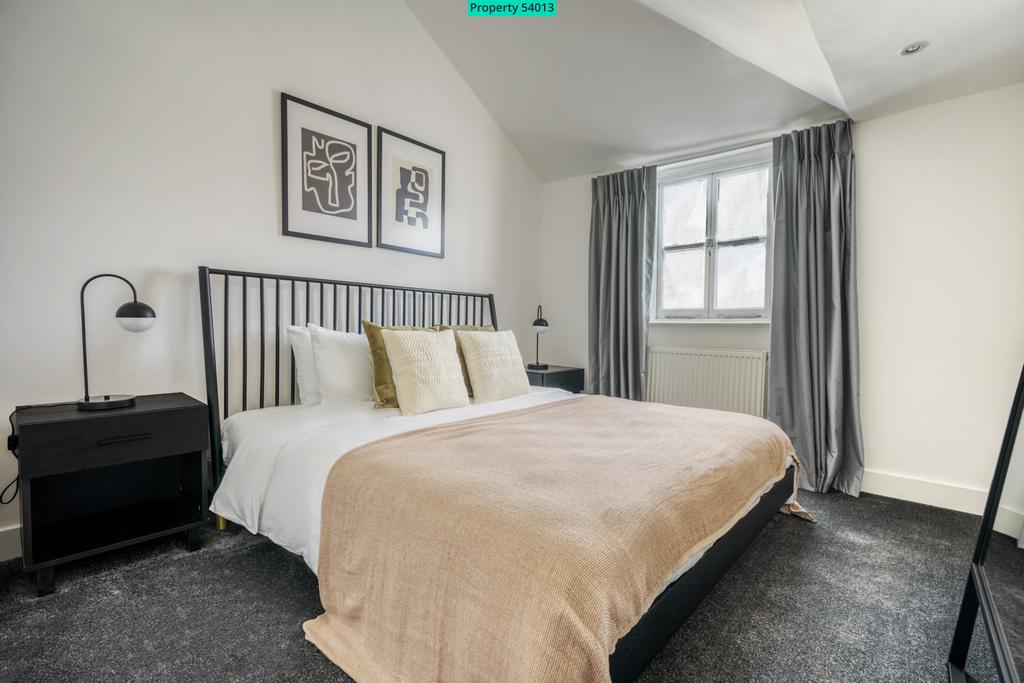 Apartment in London - View 2