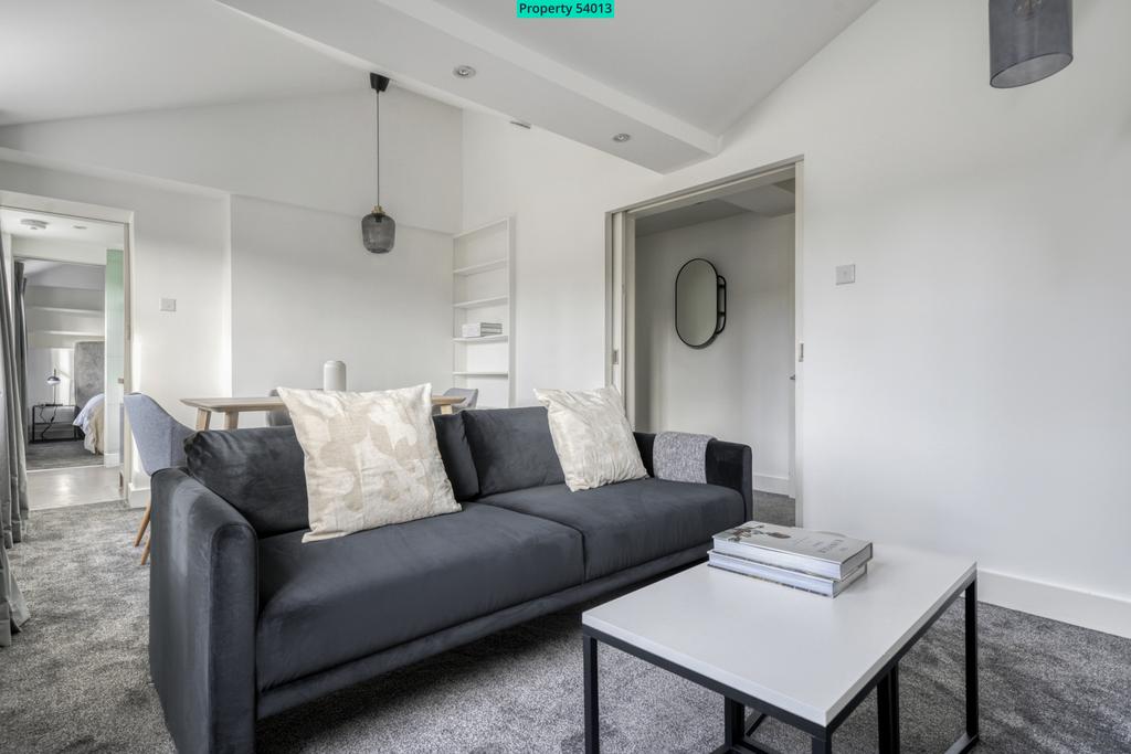 Apartment in London - View 4