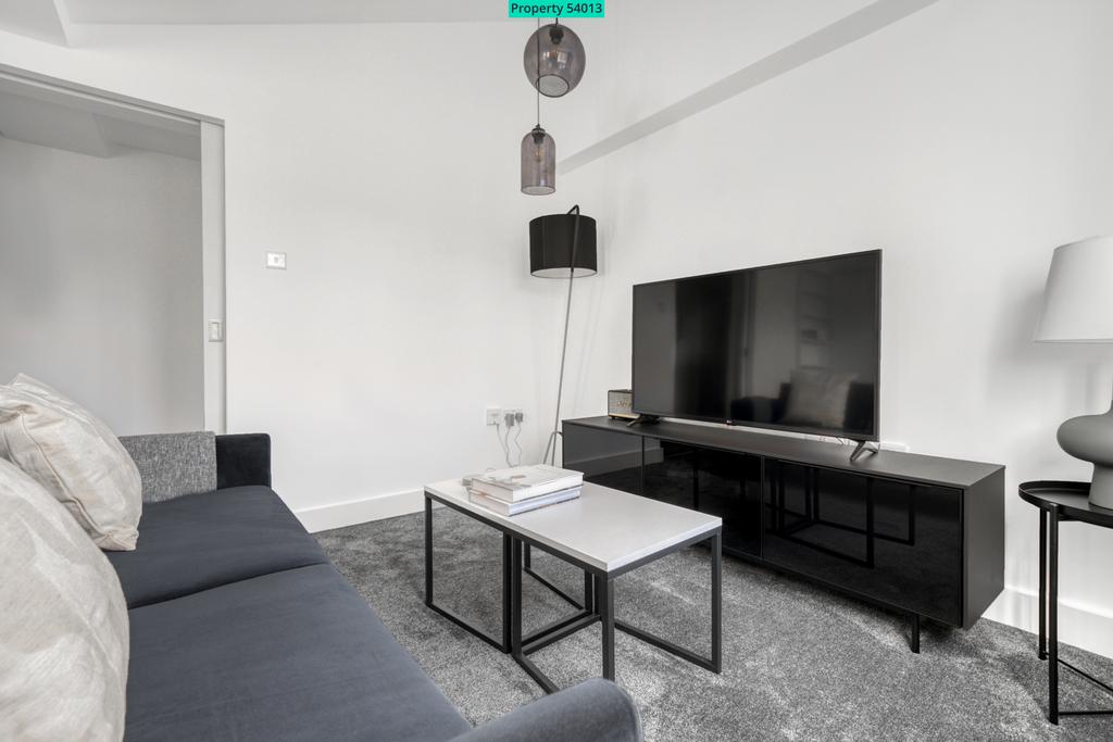Apartment in London - View 5