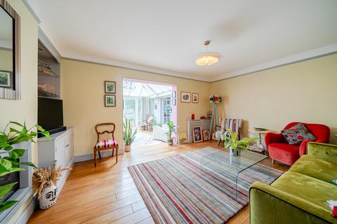 4 bedroom detached house for sale, Lancaster Avenue, Farnham, GU9
