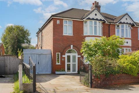 3 bedroom semi-detached house for sale, Hortree Road, Stretford