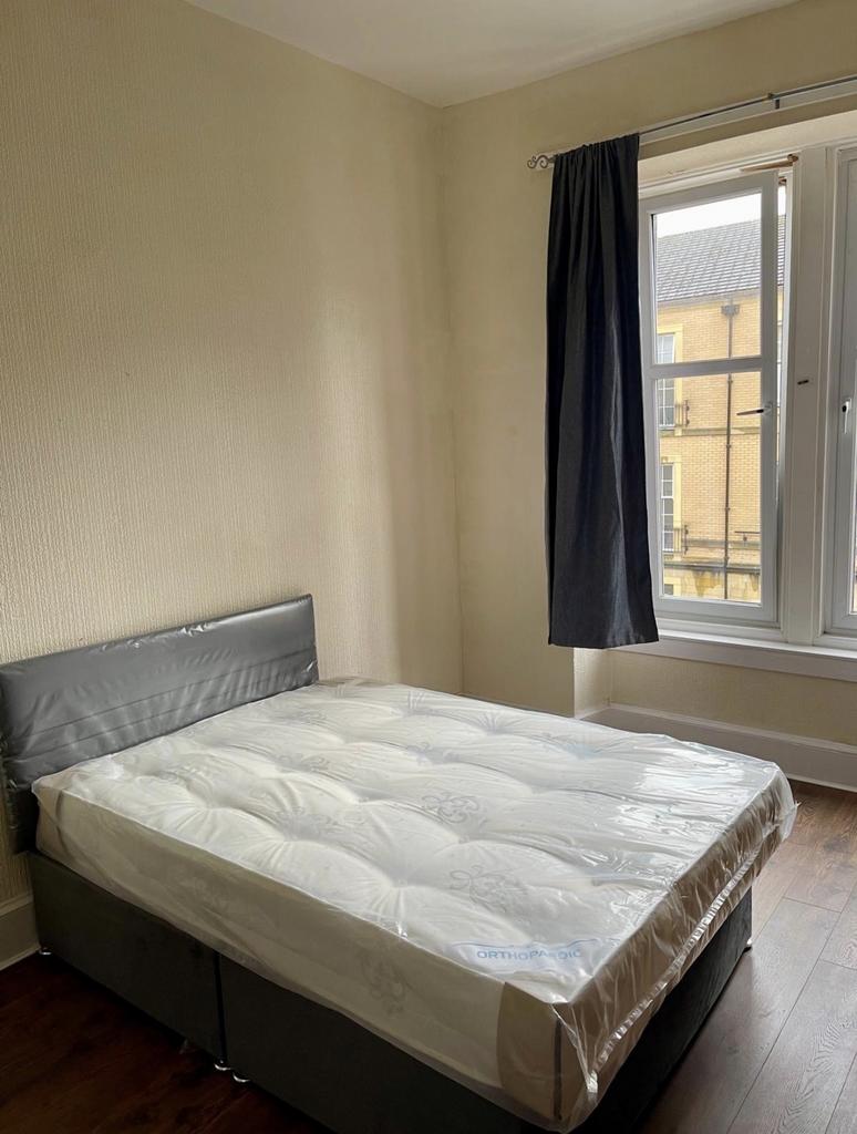 Apartment in Glasgow - View 5