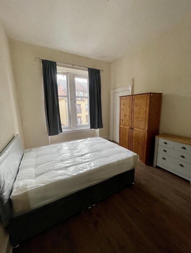 Apartment in Glasgow - More