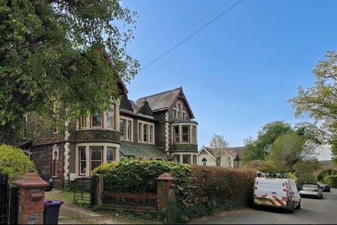 3 bedroom flat to rent, Pontypool, NP4