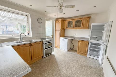 3 bedroom end of terrace house for sale, Sandpiper Road, Ipswich, Suffolk