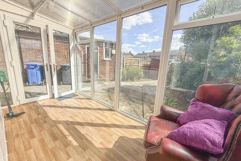 3 bedroom end of terrace house for sale, Sandpiper Road, Ipswich, Suffolk