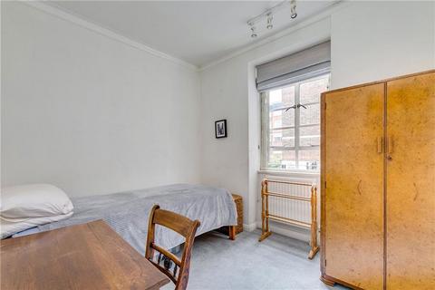 2 bedroom detached house to rent, Hightrees House, London SW12