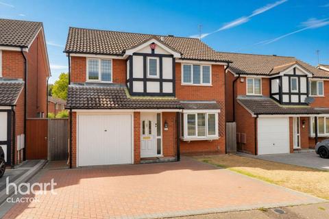 4 bedroom detached house for sale, Greenacres, Clacton-On-Sea