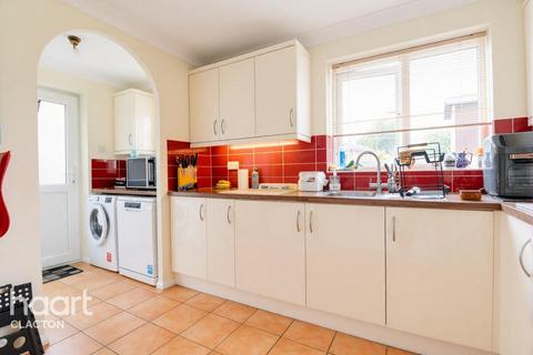 4 bedroom detached house for sale, Greenacres, Clacton-On-Sea
