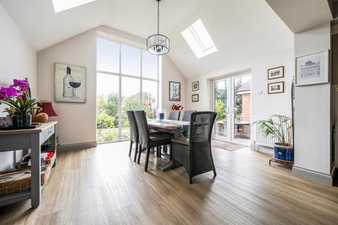 4 bedroom detached bungalow for sale, Hardwick Lane, Bury St. Edmunds IP33