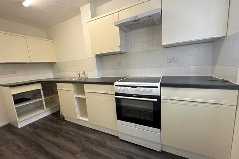 2 bedroom end of terrace house to rent, Hepworth Avenue, Bury St. Edmunds