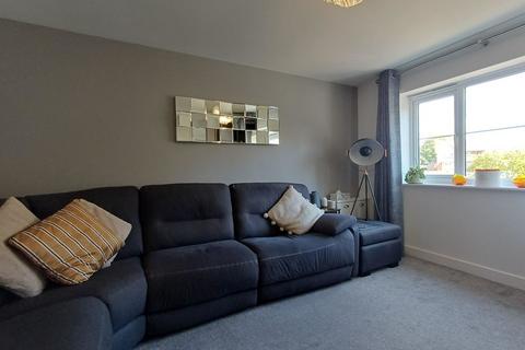 3 bedroom detached house to rent, Marl Grove, Tibberton