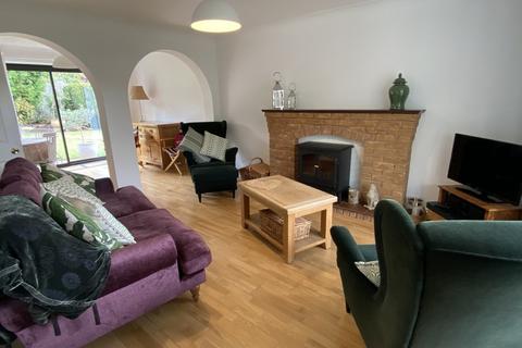 3 bedroom detached house to rent, Everglade Road, Priorslee, Telford