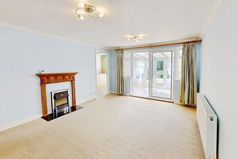 2 bedroom semi-detached bungalow for sale, St Davids Close, Warden Hill