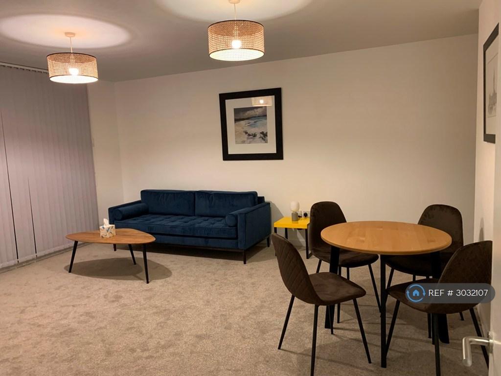 Apartment in Glasgow - View 2