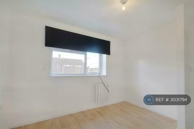 Apartment in Nottingham, Chilwell - View 3