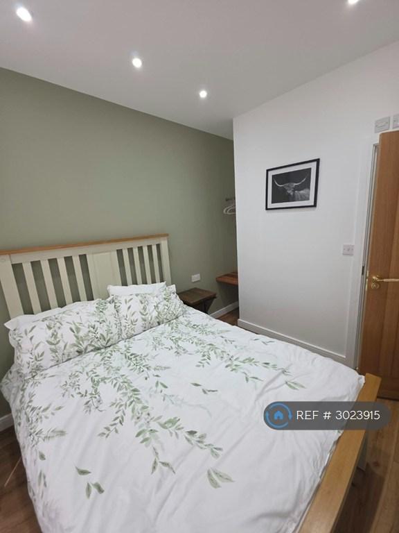 House in Smethwick - View 5