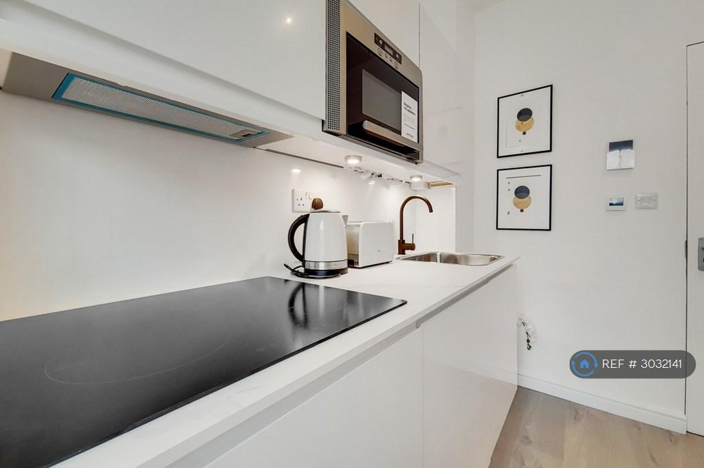 Apartment in London - View 3