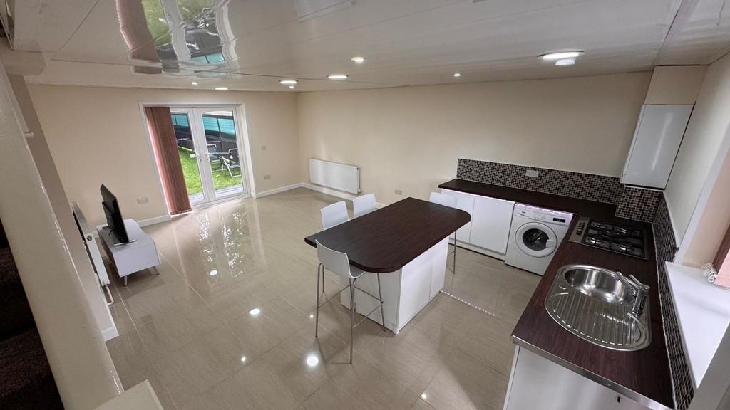 House in Manchester - View 4