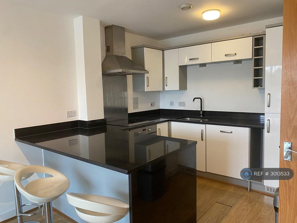 Apartment in London - View 2