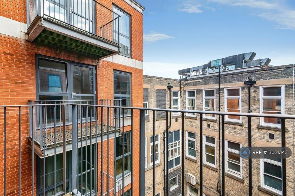 Apartment in Nottingham, Hockley, The Park - View 5