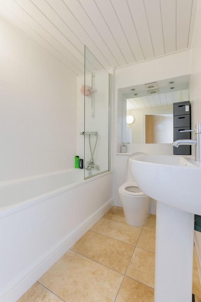 Apartment in Leicester - View 4