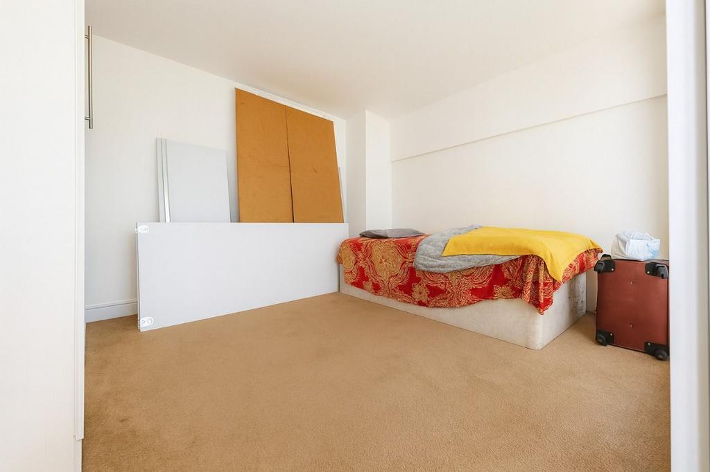 Apartment in Leicester - More