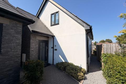 2 bedroom chalet to rent, Serenity Gardens, Poole, BH12