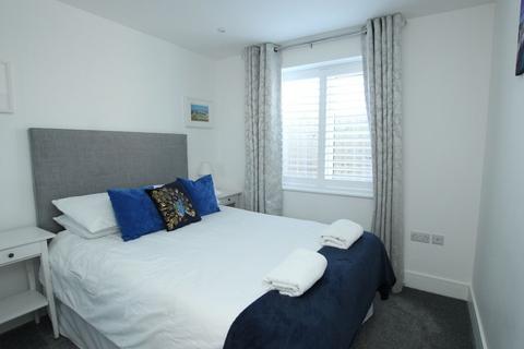 2 bedroom chalet to rent, Serenity Gardens, Poole, BH12