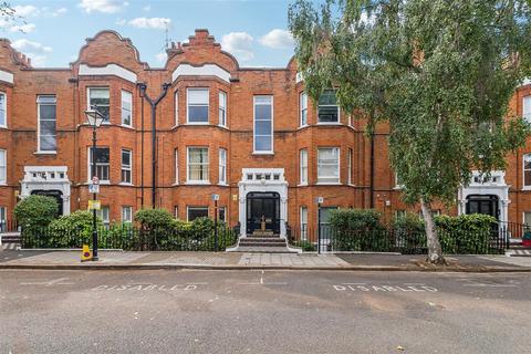 Flanders Mansions, Flanders Road, W4