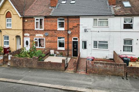 3 bedroom terraced house for sale, Liverpool Road, Reading