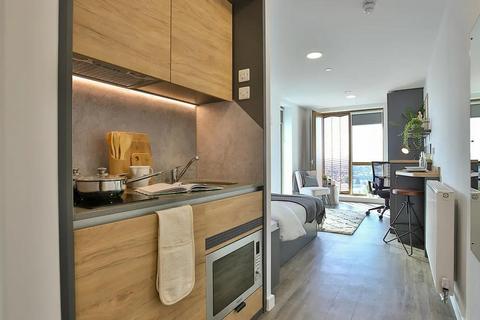 Studio to rent, Perth Road, London IG2