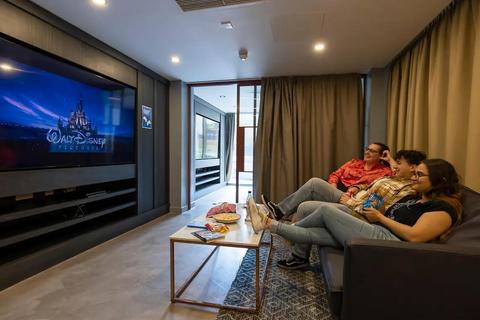 Studio to rent, Perth Road, London IG2