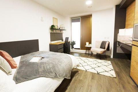 Studio to rent, Perth Road, London IG2