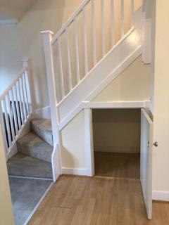 3 bedroom house to rent, Charles Church Walk, London, IG1