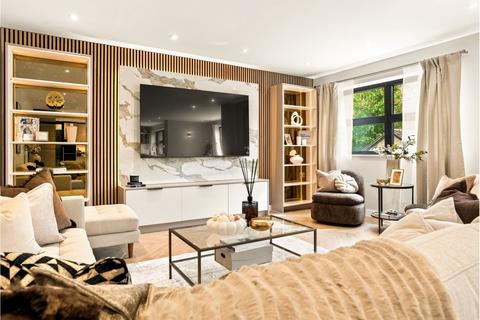 5 bedroom detached house for sale, The Avenue, Staines-upon-Thames, TW19