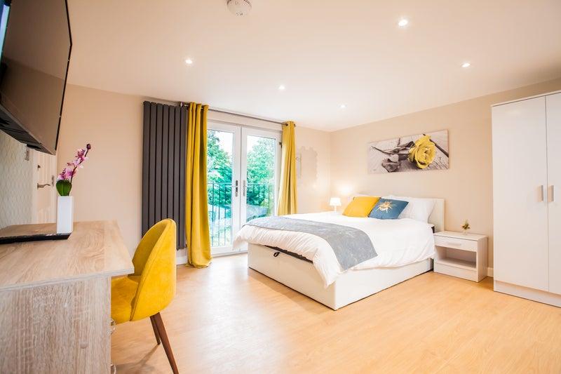 Apartment in London - View 2