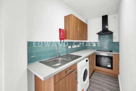 House of multiple occupation to rent, *En-Suite Room, All Bills Included, High Road*