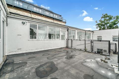 House of multiple occupation to rent, *En-Suite Room, All Bills Included, High Road*