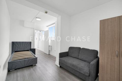 House of multiple occupation to rent, *En-Suite Room, All Bills Included, High Road*