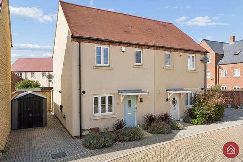 2 bedroom semi-detached house for sale, Stratford Way, Bicester OX26