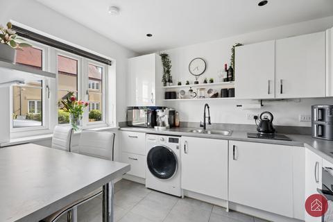 2 bedroom semi-detached house for sale, Stratford Way, Bicester OX26